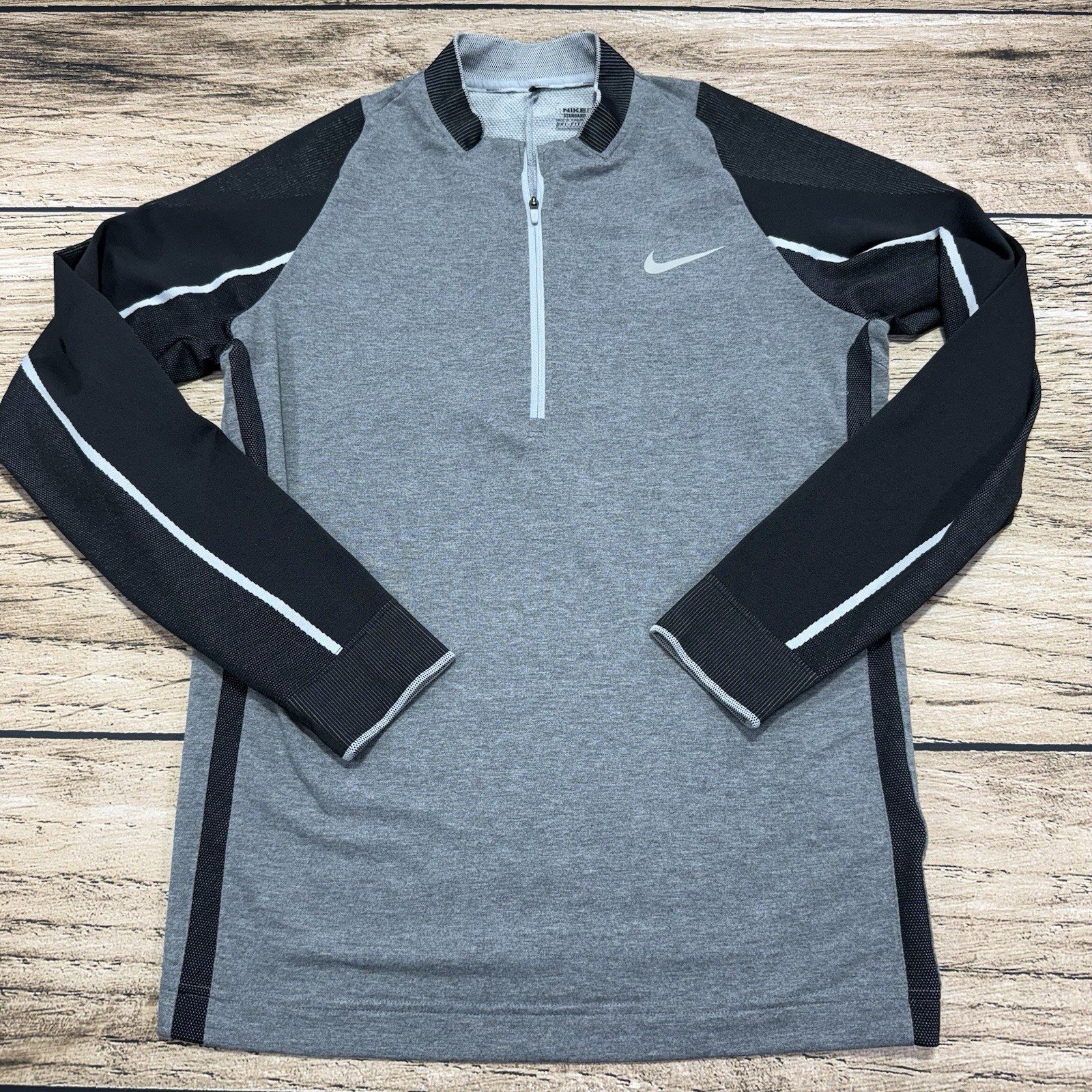 Nike Golf Jacket Mens Small Gray Engineered 1/2 Zip Top  Performance 746072-010