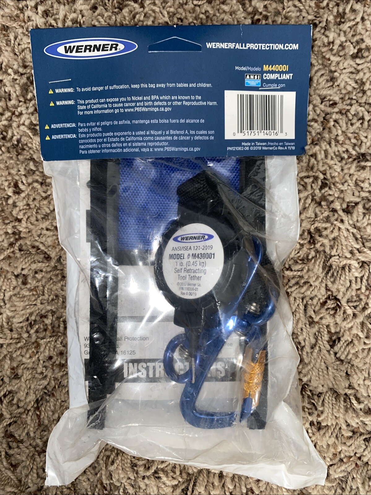 SMARTPHONE JACKET WITH 1 LB TOOL TETHER WERNER M440001