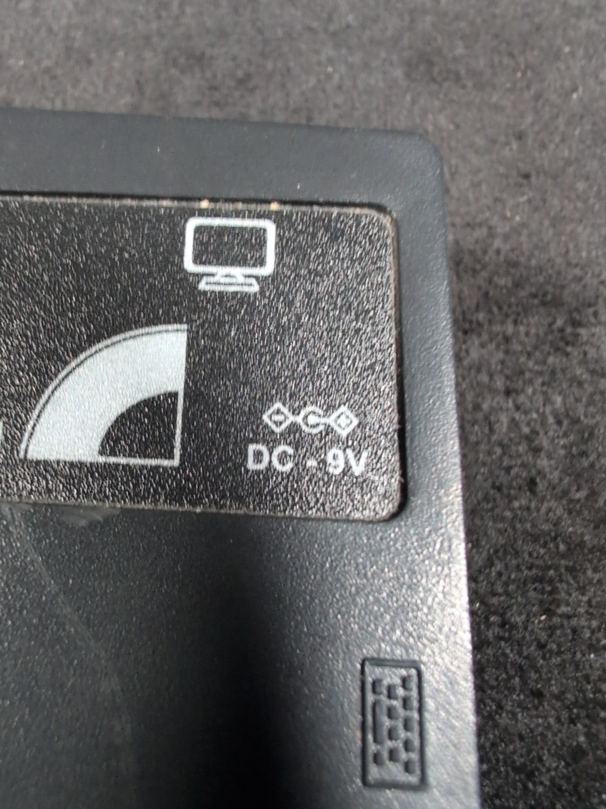 StarTech.com StarView SV411K - KVM switch - 4 ports