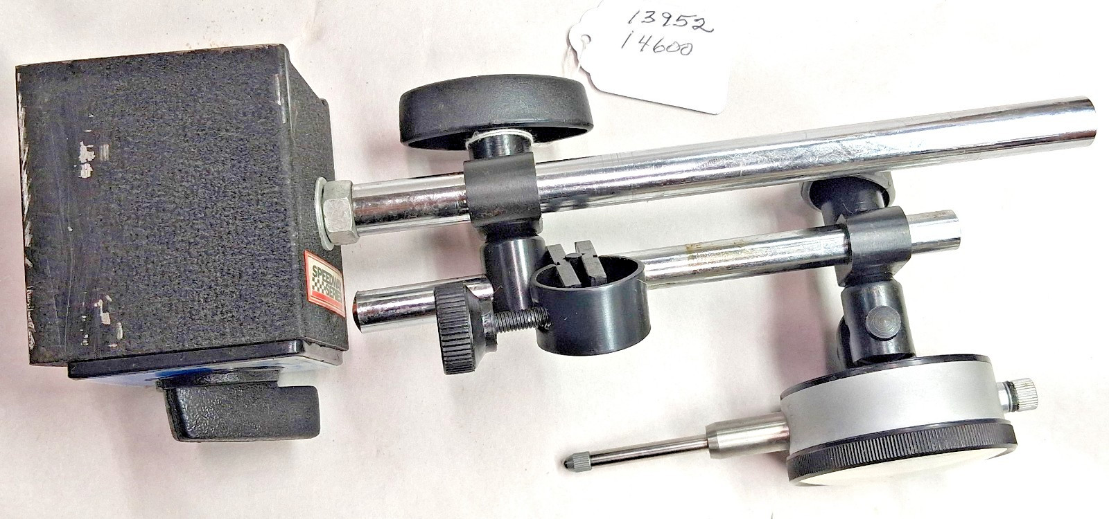Machinists 0 - 1" Dial Indicator with Speedway Magnetic Indicator Stand