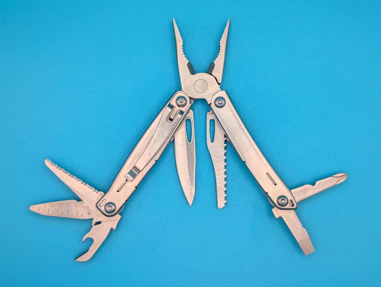 LEATHERMAN WINGMAN MULTI-TOOL! FAST SHIPPING!