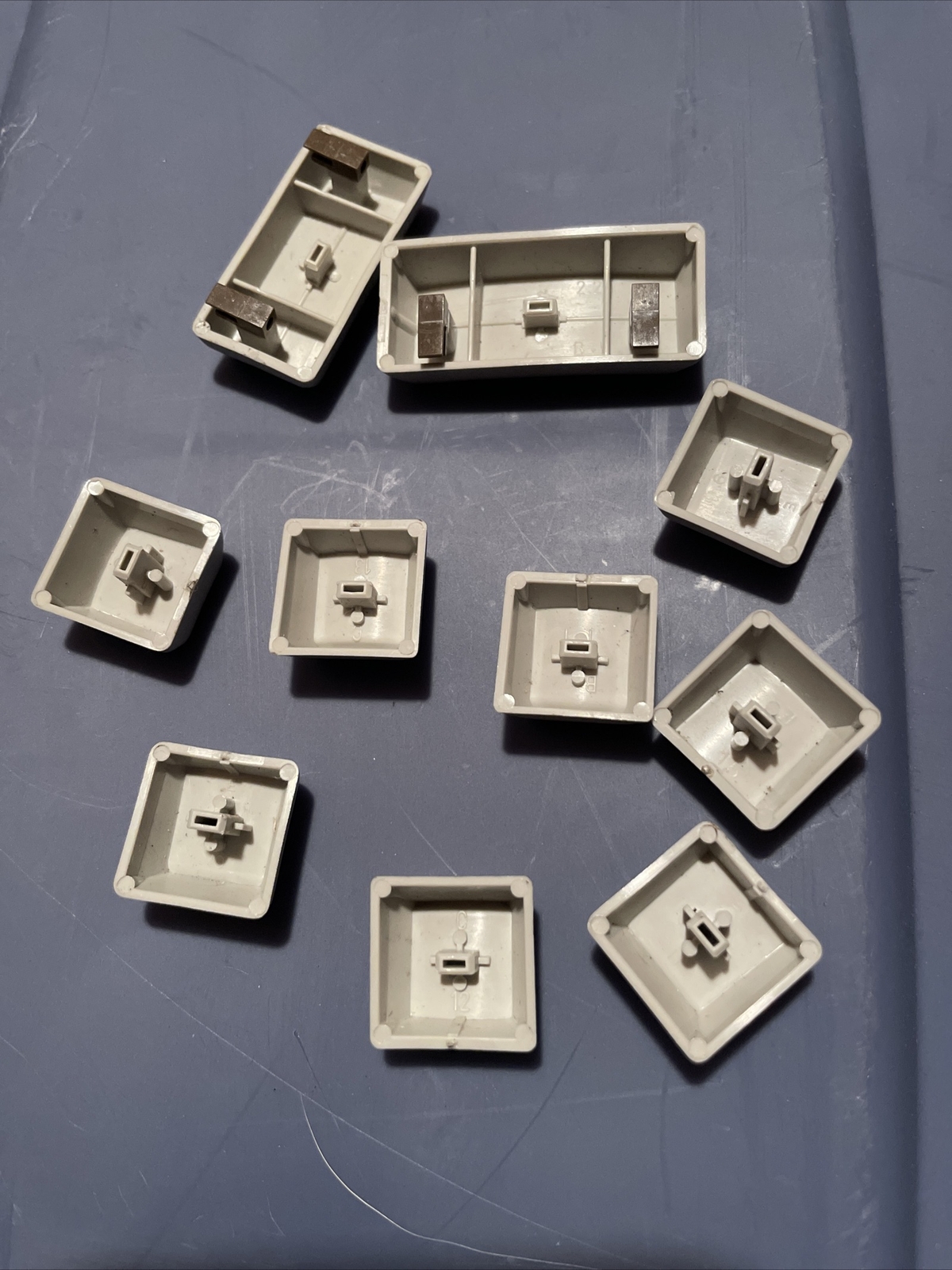 Apple M0116 Keyboard Key Caps. Single Caps. All In Excellent Condition.
