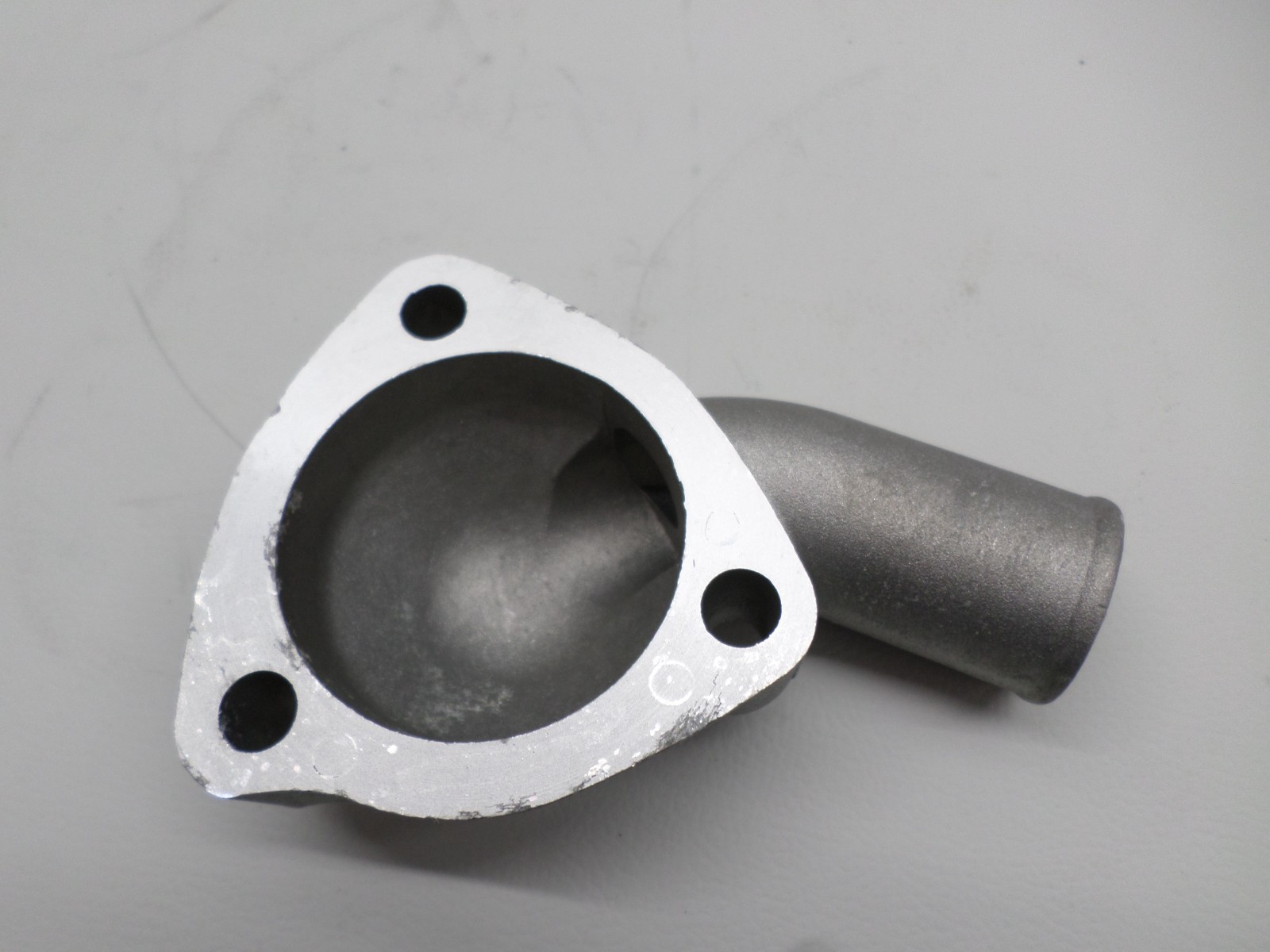New Elbow Water Outlet Fits MGB