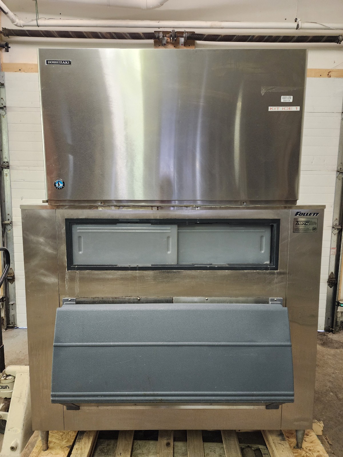 HOSHIZAKI KM-1601SWJ3 48" Ice Maker w/ FOLLETT SG1010S-48 Ice Bin
