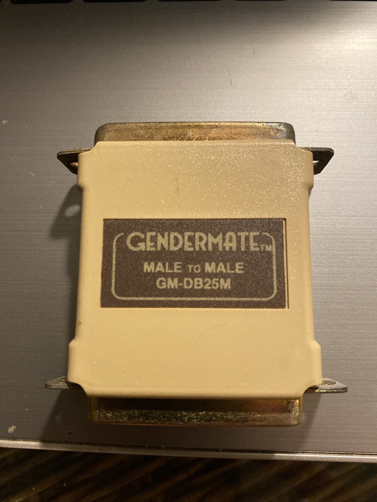 DATATRAN Gendermate Male to Male Connector Adapter GM-DB25M