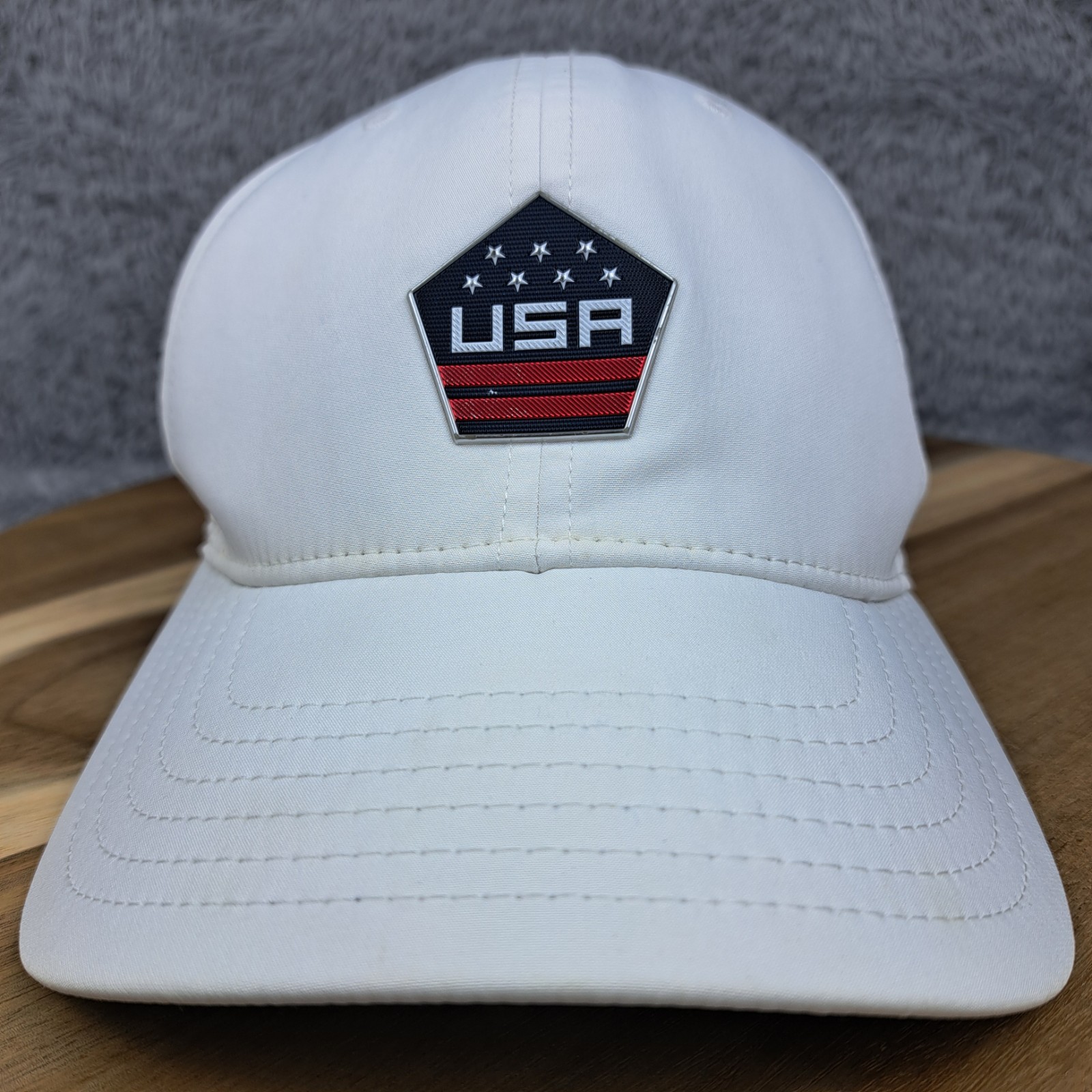 Callaway Golf Hat Cap Mens White Patriot Snapback Adjustable USA Team Shield