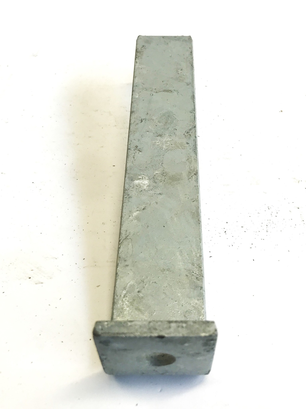 Cooper B-Line Galvanized Zee Support B407-9-5-8HDG NOS