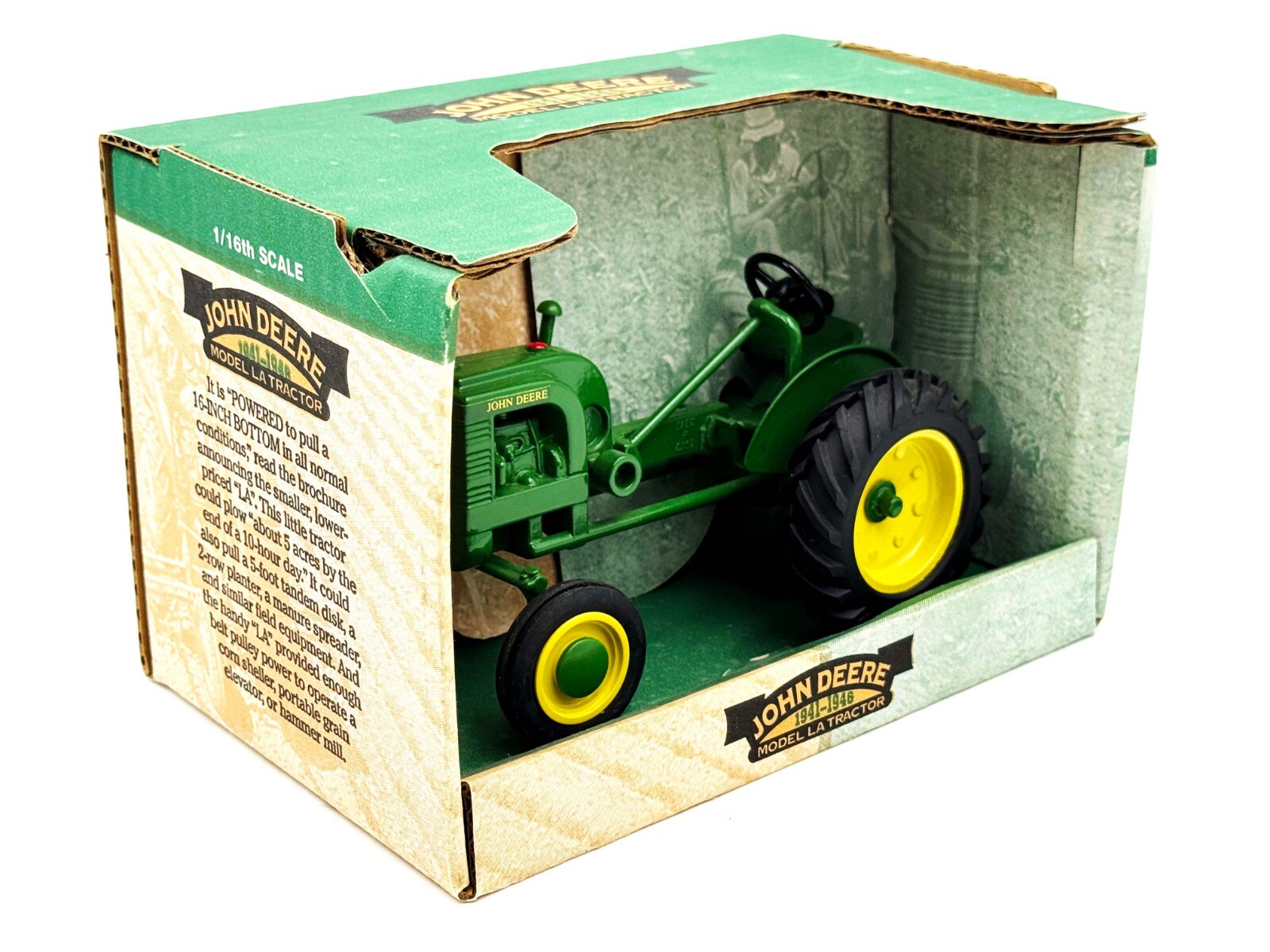 1/16 John Deere Model LA Tractor