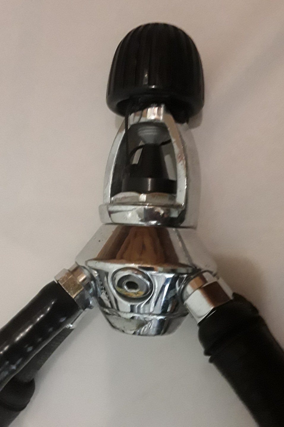 TEKNA Console, 1st Stage AQUA LUNG Conshelf 30, 2nd Stage OCTOPUS 20 Regulator