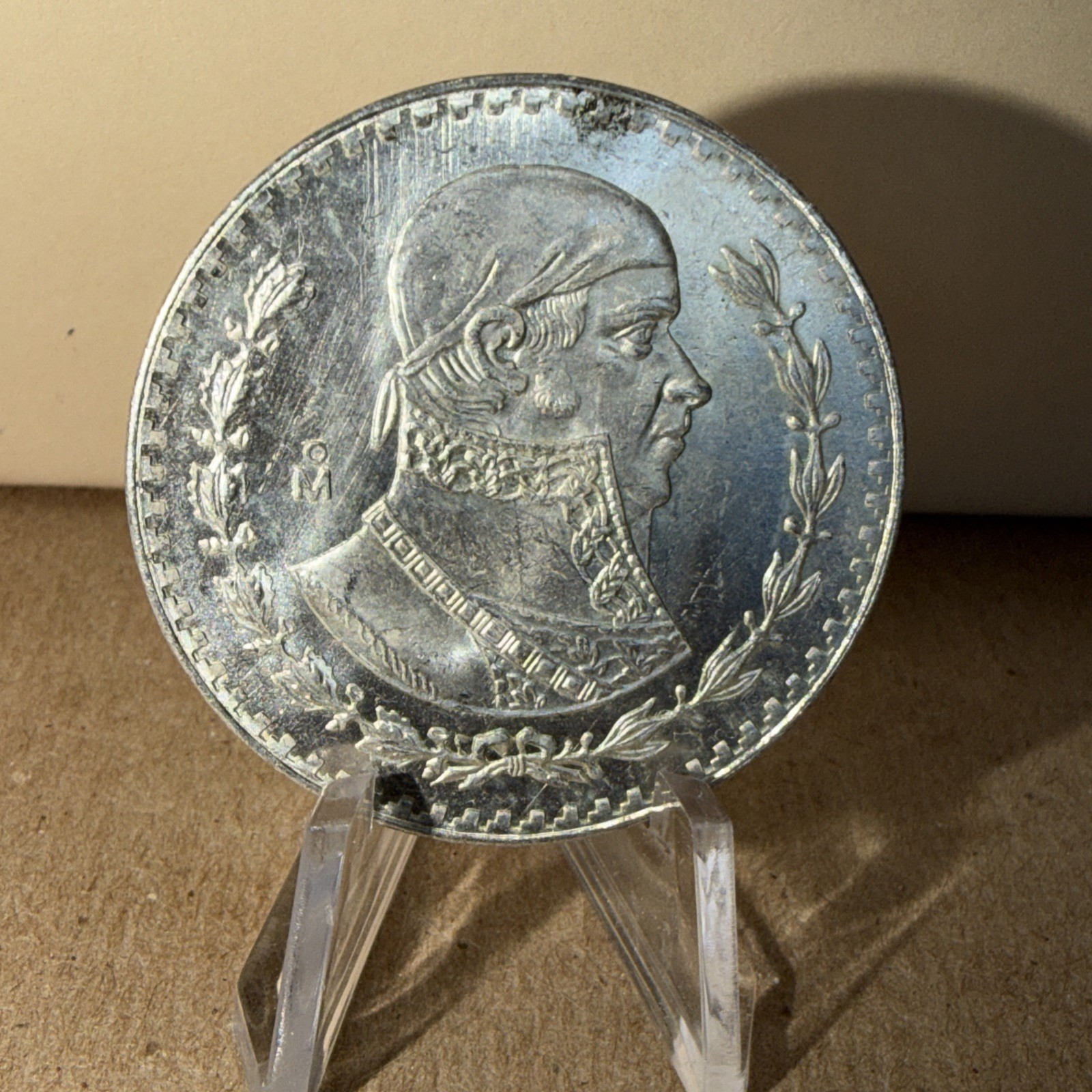 1965 Mexico Un Peso 10% Silver Coin MS