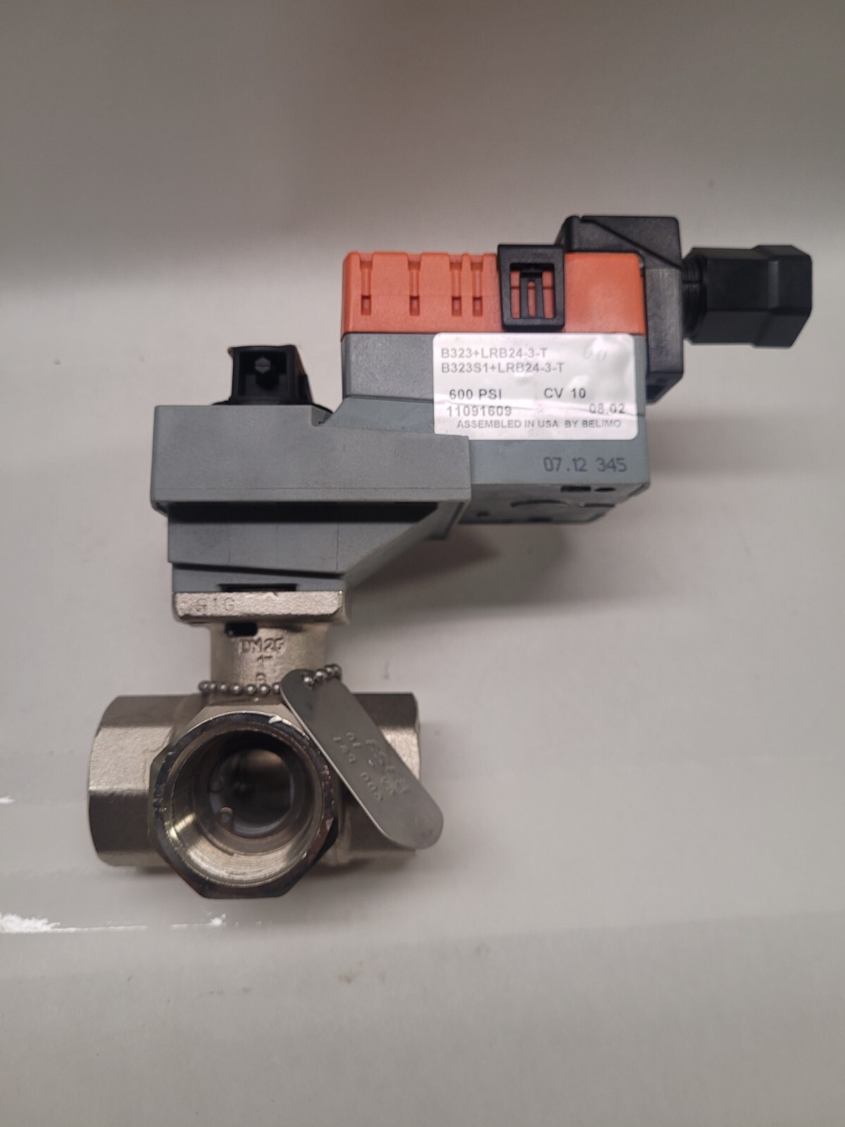 Uponor 3131000 1" Three-way Floating Action Mixing Valve