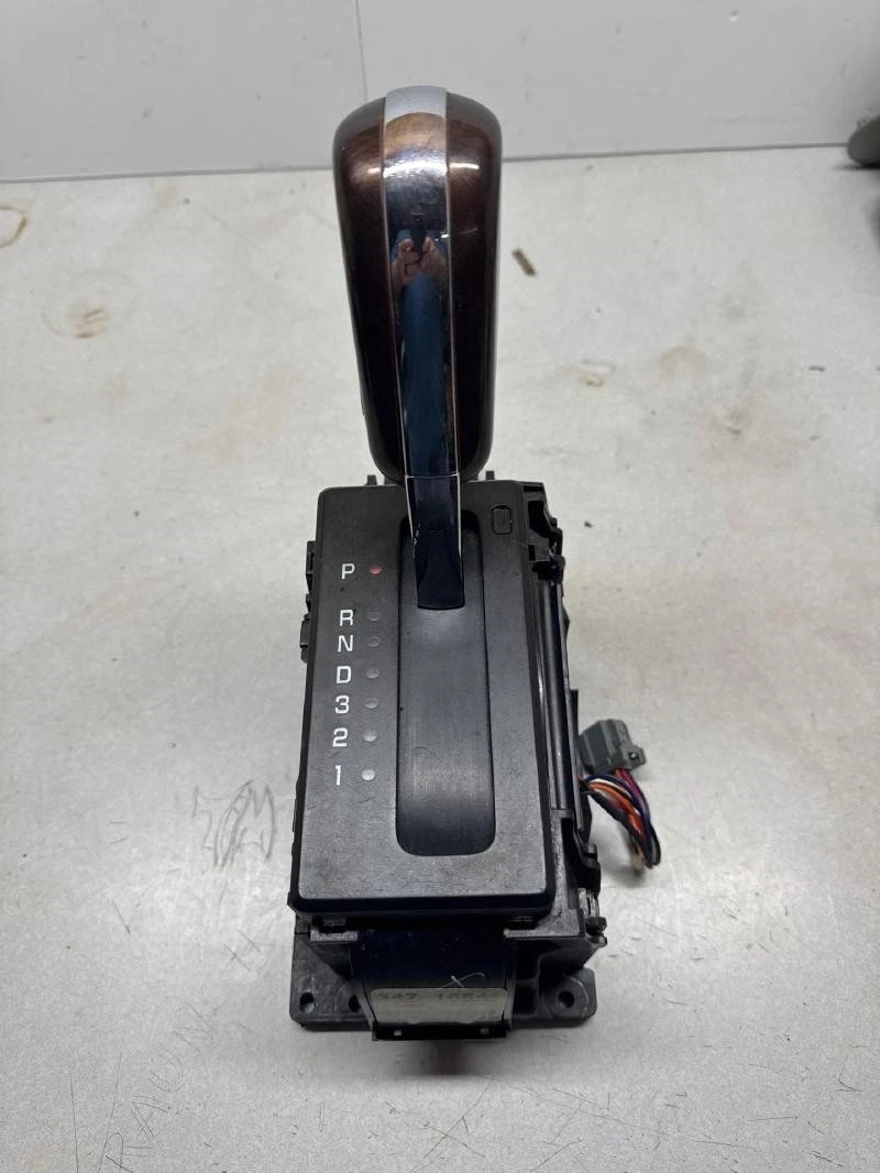 2007-2014 Ford Expedition Automatic Transmission Floor Gear Shifter Assembly OEM