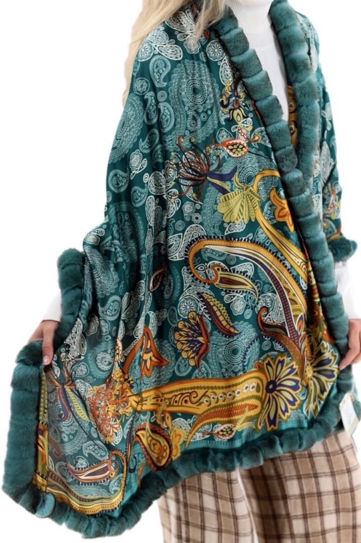 La Fiorentina Paisley   Wrap with Rex Fur Trim -