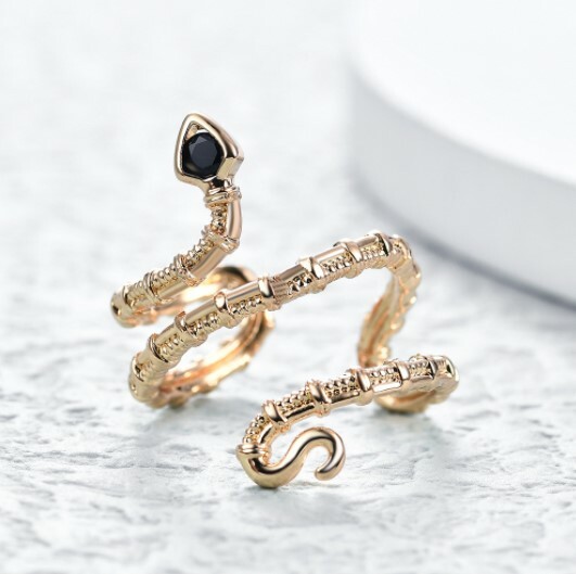 Newest Round Cut Natural Black Onyx Snake Shape Gold Plated Ring Adjustable Size