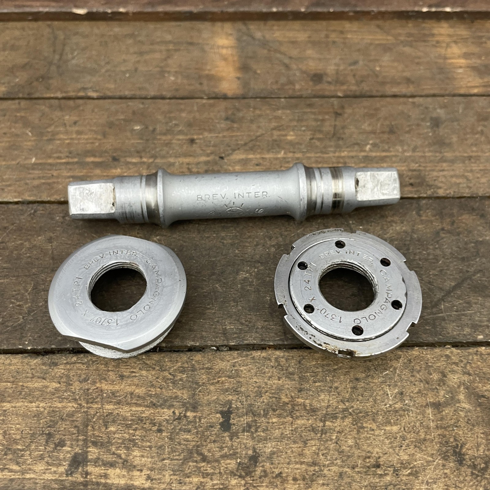 Vintage Campagnolo Bottom Bracket 68-SS-120 BSA 1.370 24TPI English Rifled