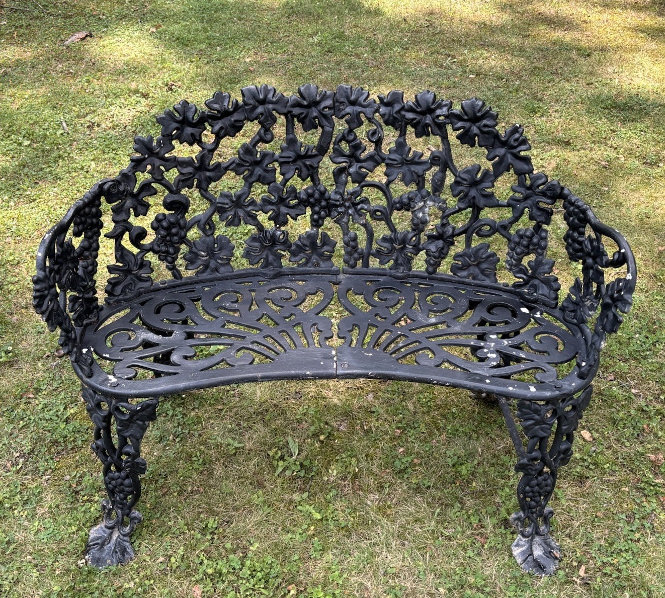 Antique  Victorian Grape & Leaf Vine Cast Iron Patio Garden Bench Loveseat