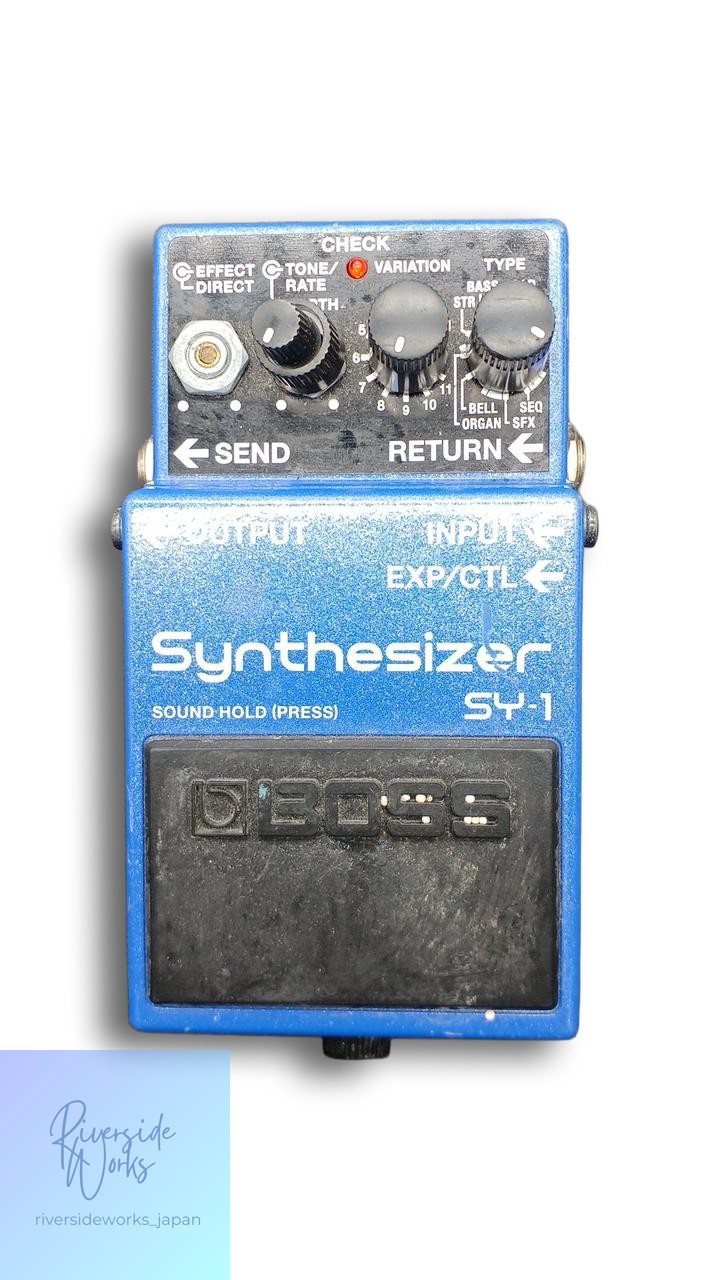 BOSS SY-1 Synthesizer Guitar Effect Pedal