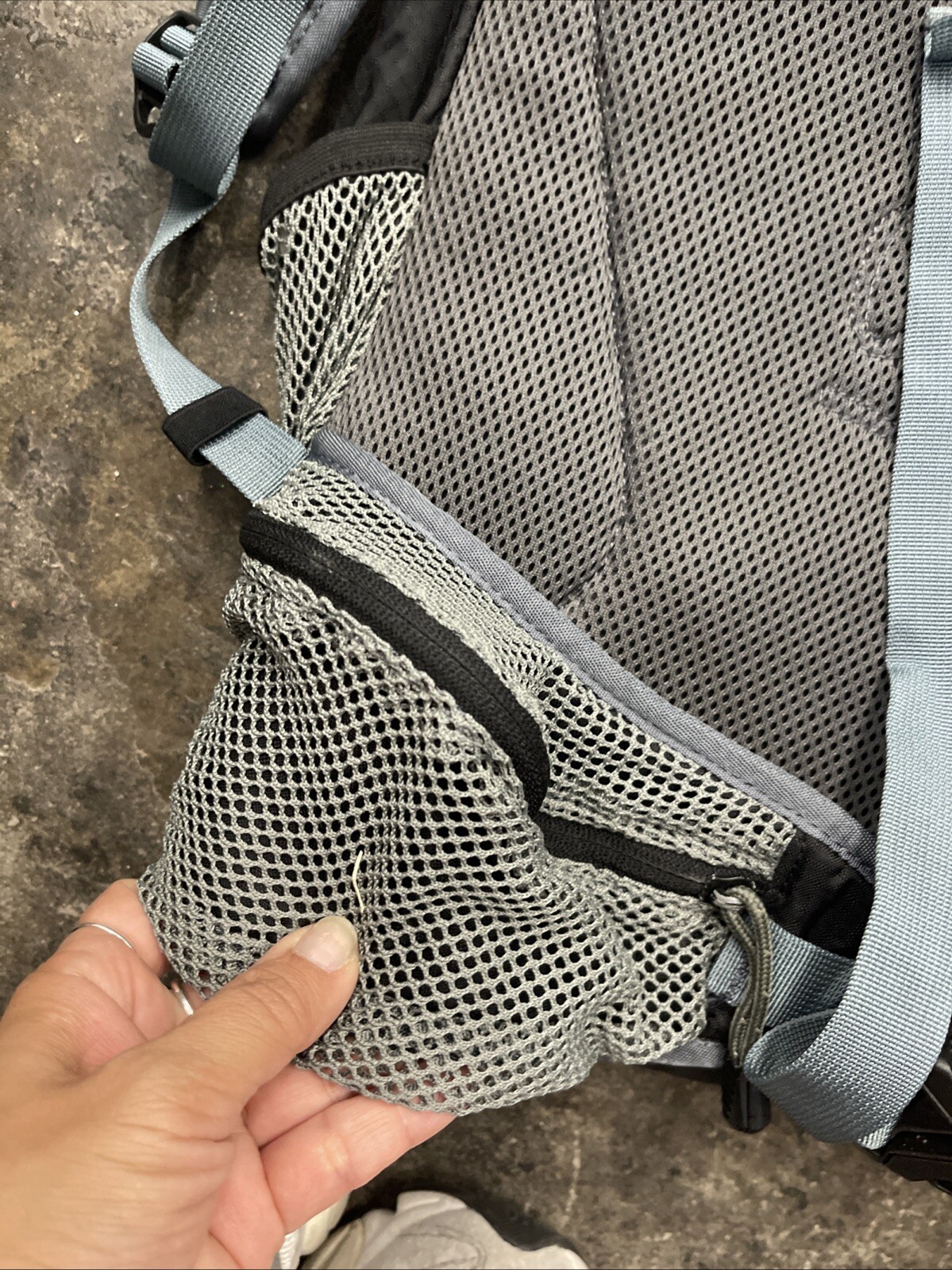 Gregory Iso Lightweight Hiking Backpack H16