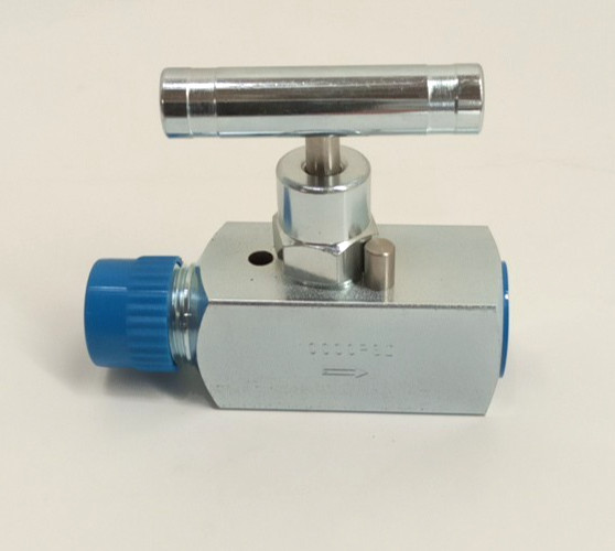 PIC Gauges NV-CS-1/2-HS-180-MXF 1/2" Carbon Steel Straight Needle Valve 10K PSI