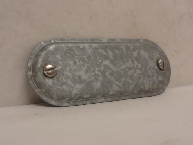 208282 New-No Box; Appleton 470 Steel Conduit Body Cover; Size: 1-1/4"