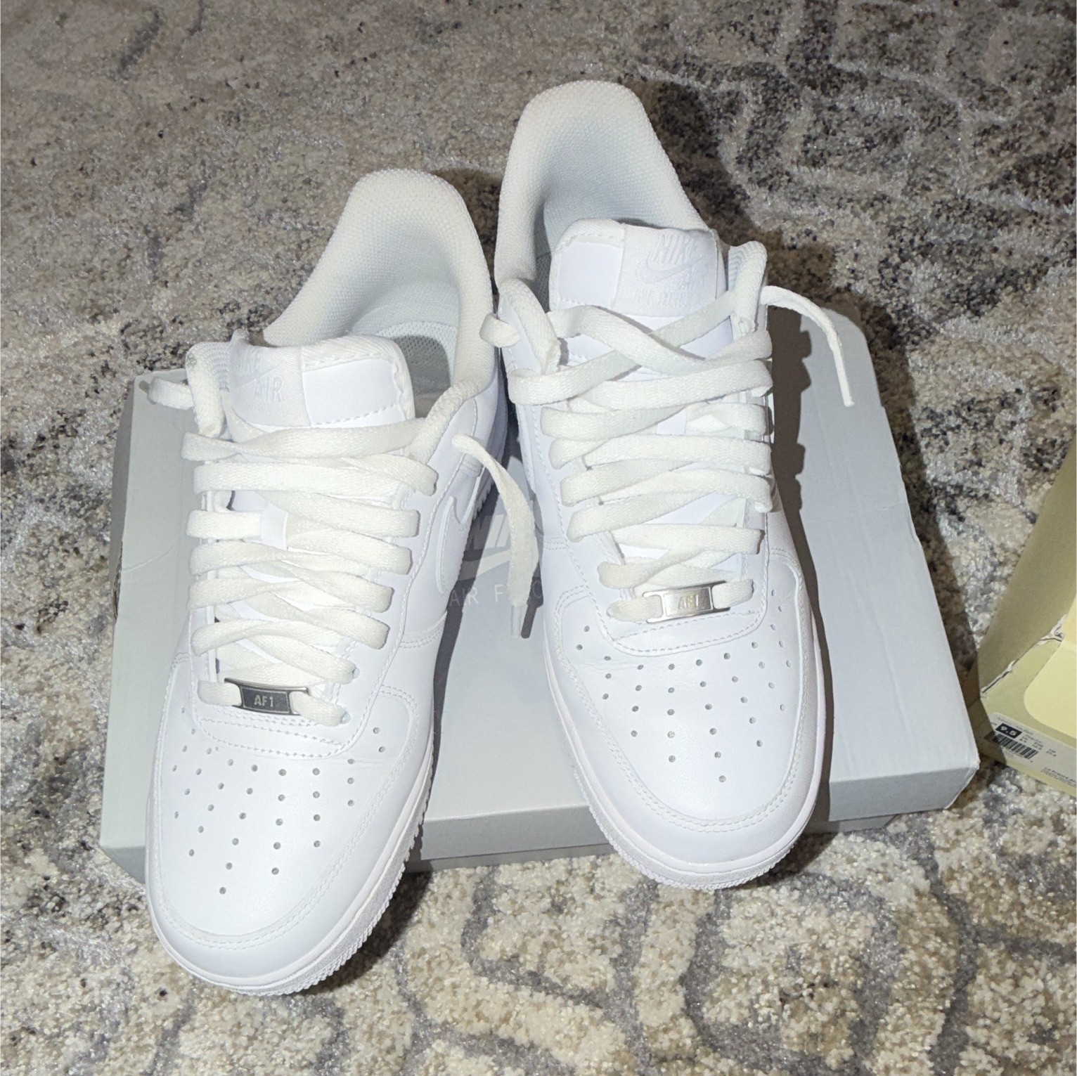 Nike Air Force 1 Low Men’s White Low Top Lace-Up Athletic Sneakers