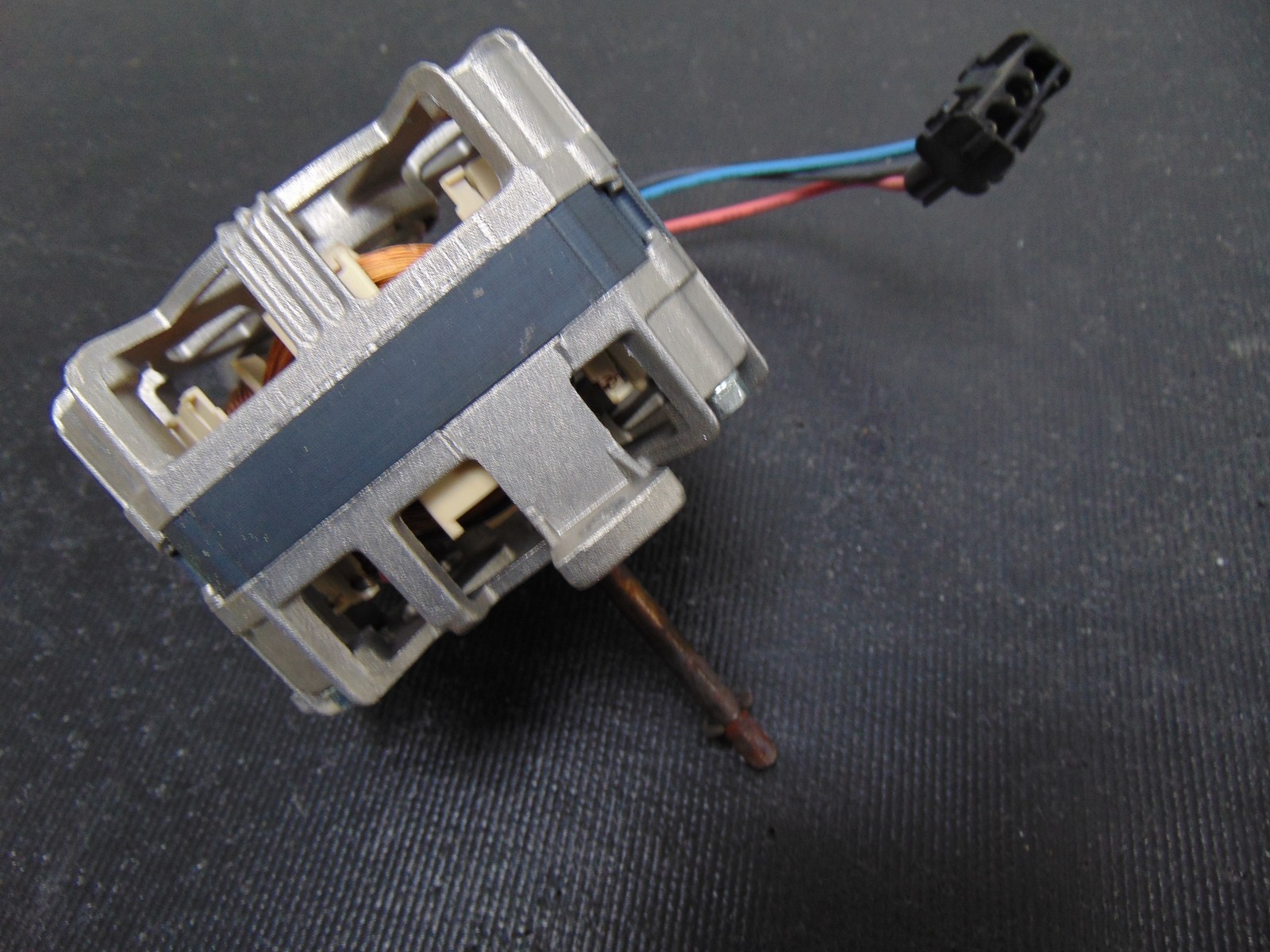 GE Oven JT952C0F1CC Convection Fan Motor 164D4751P001
