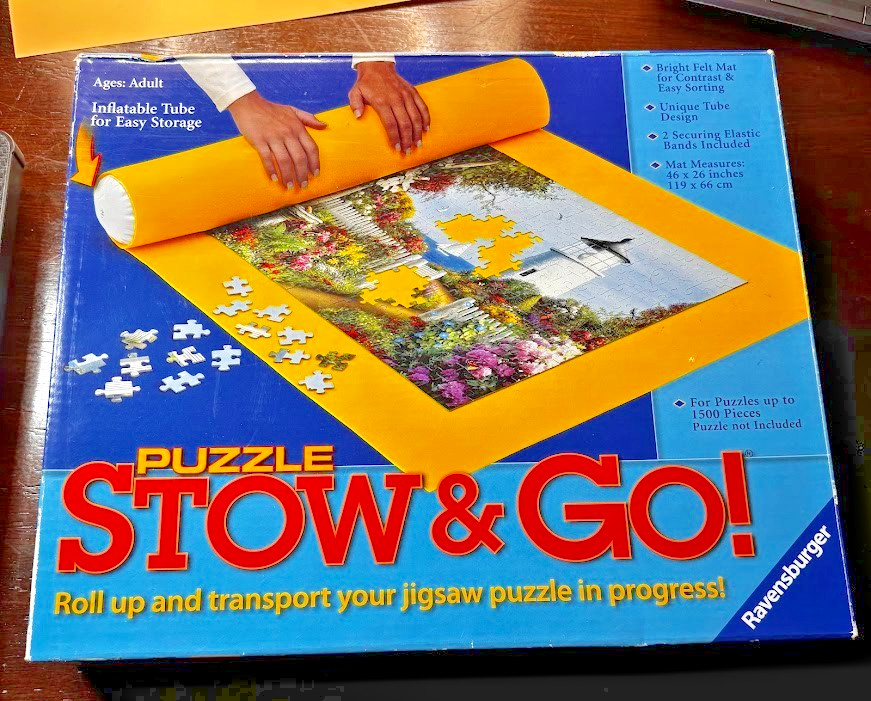 RAVENSBURGER - PUZZLE STOW & GO - YELLOW -  MAT 46" X 26" - NEW OPEN BOX