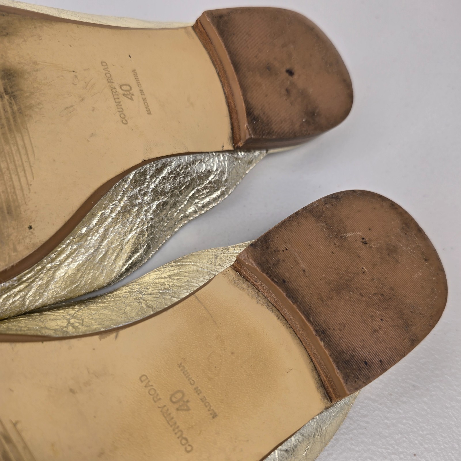 Country Road Mule Size 40 Gold Leather Slip On Loafer Flats Casual Women