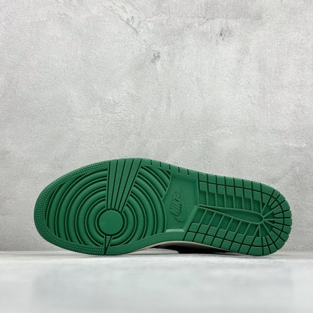 AJ1 Retro High Pine Green 555088-302