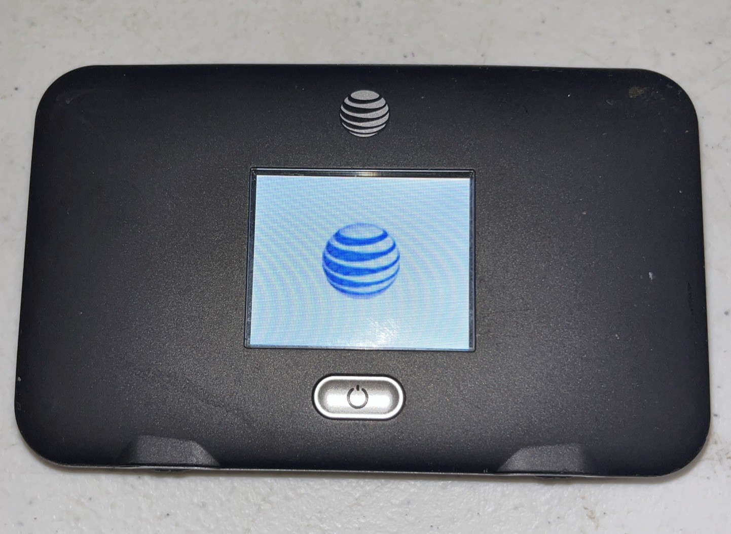Netgear AirCard 779S Black Wireless 4G Wi-Fi Mobile Broadband HotSpot Modem B168