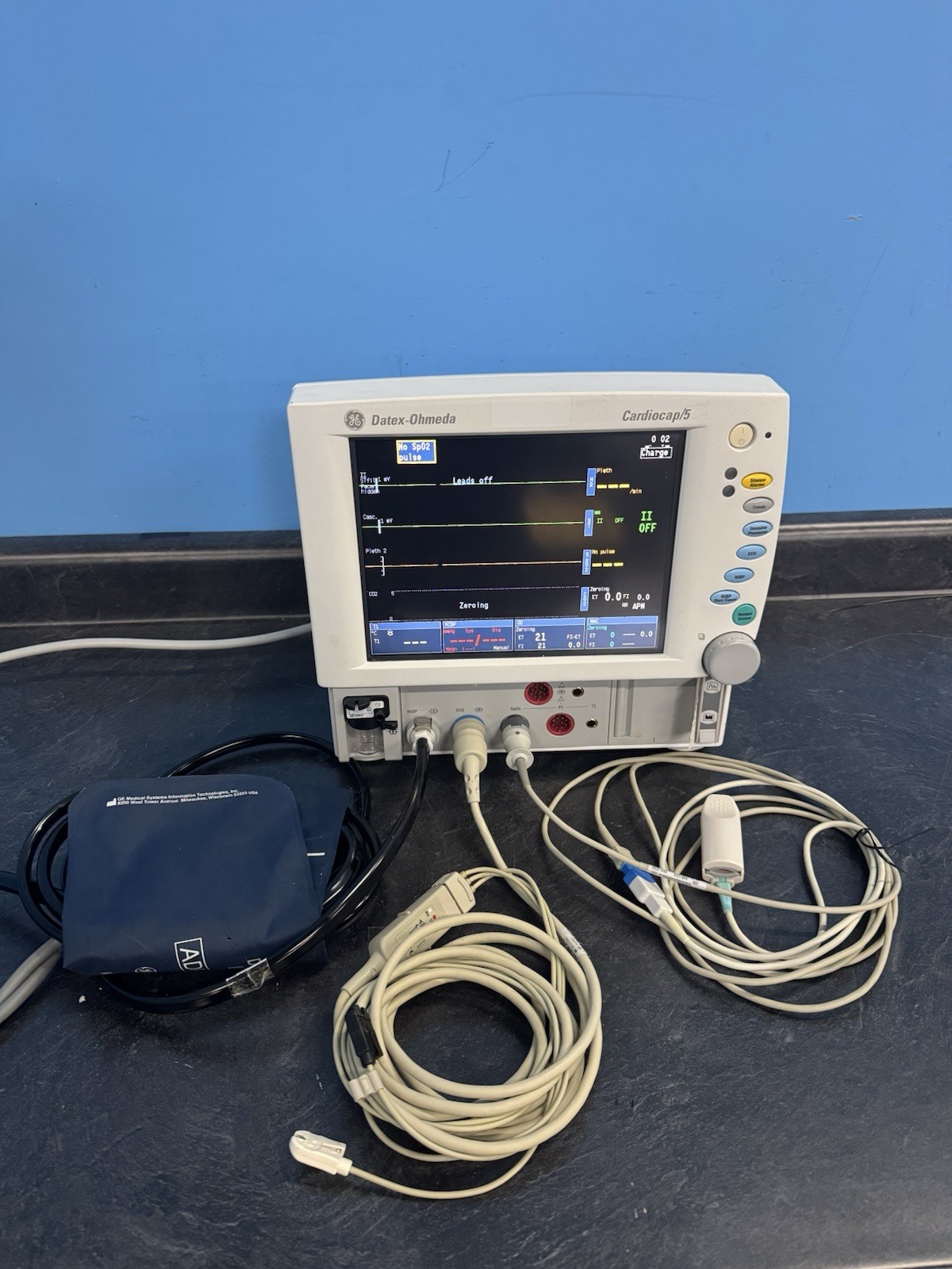 Datex Ohmeda Cardiocap 5 Anesthesia Monitor, Accessories & Warranty