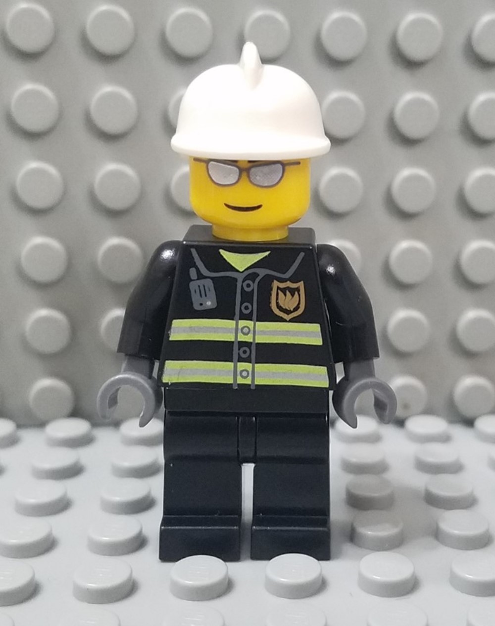 LEGO City Town Fireman Minifigure with Silver Sunglasses and White Hat