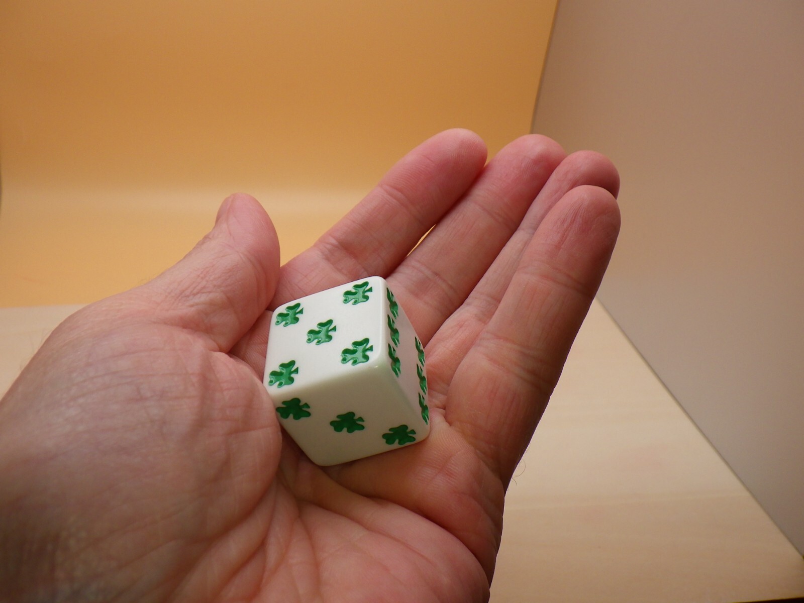 White with Green Clovers 25mm D6 (Six-Sided) Pips Die - Tabletop Dice Games RPG