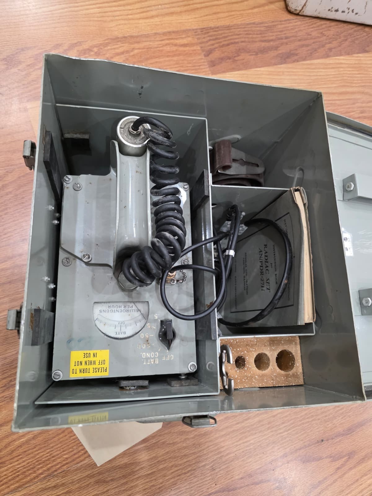 Fhaq5 - VTG CY-1296 / PDR-27F Navy Radiation Detector Set – Admiral Corp (Cased)