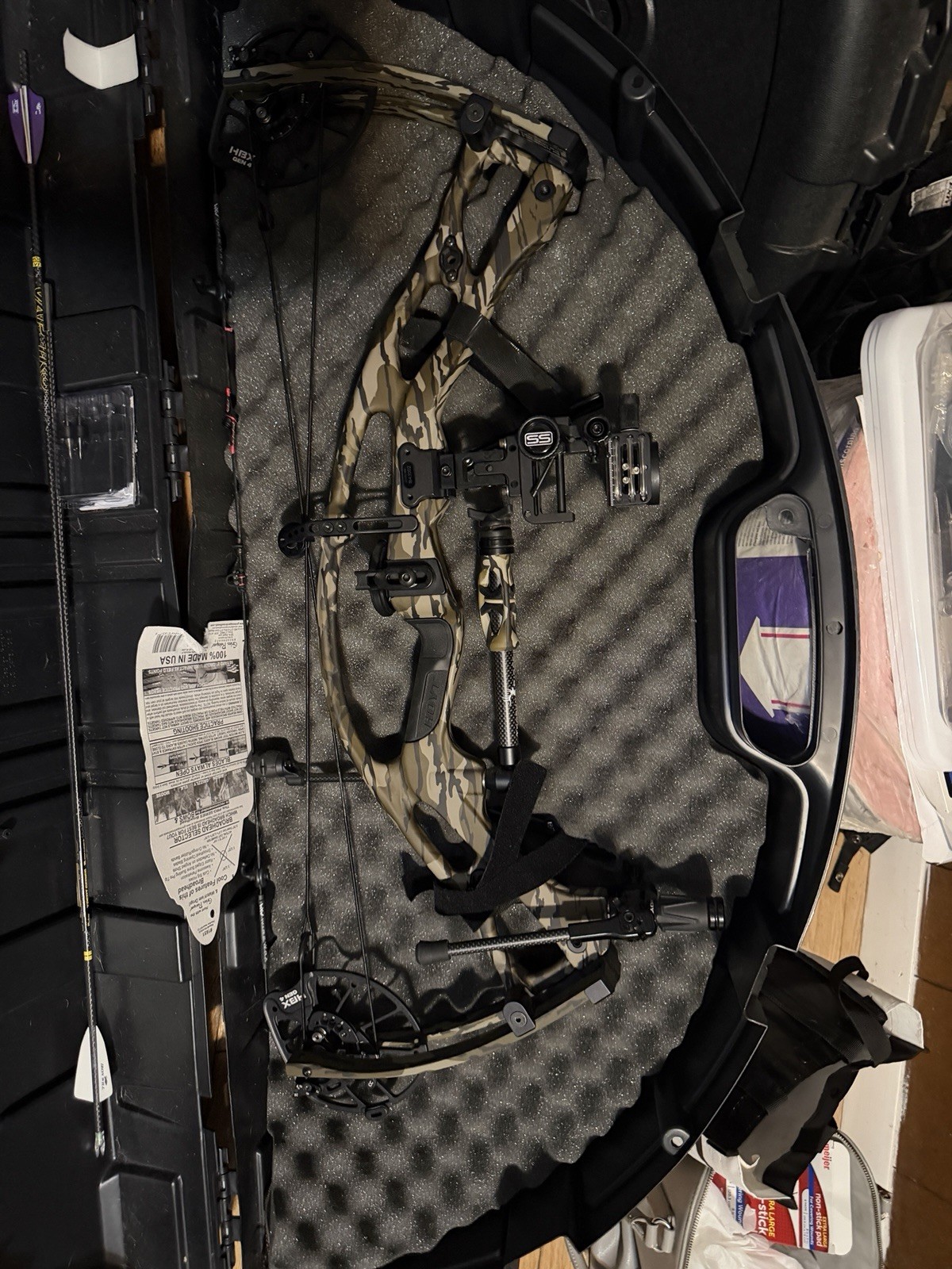 Hoyt rx9 3pin slider sight go sticks and stabilizer