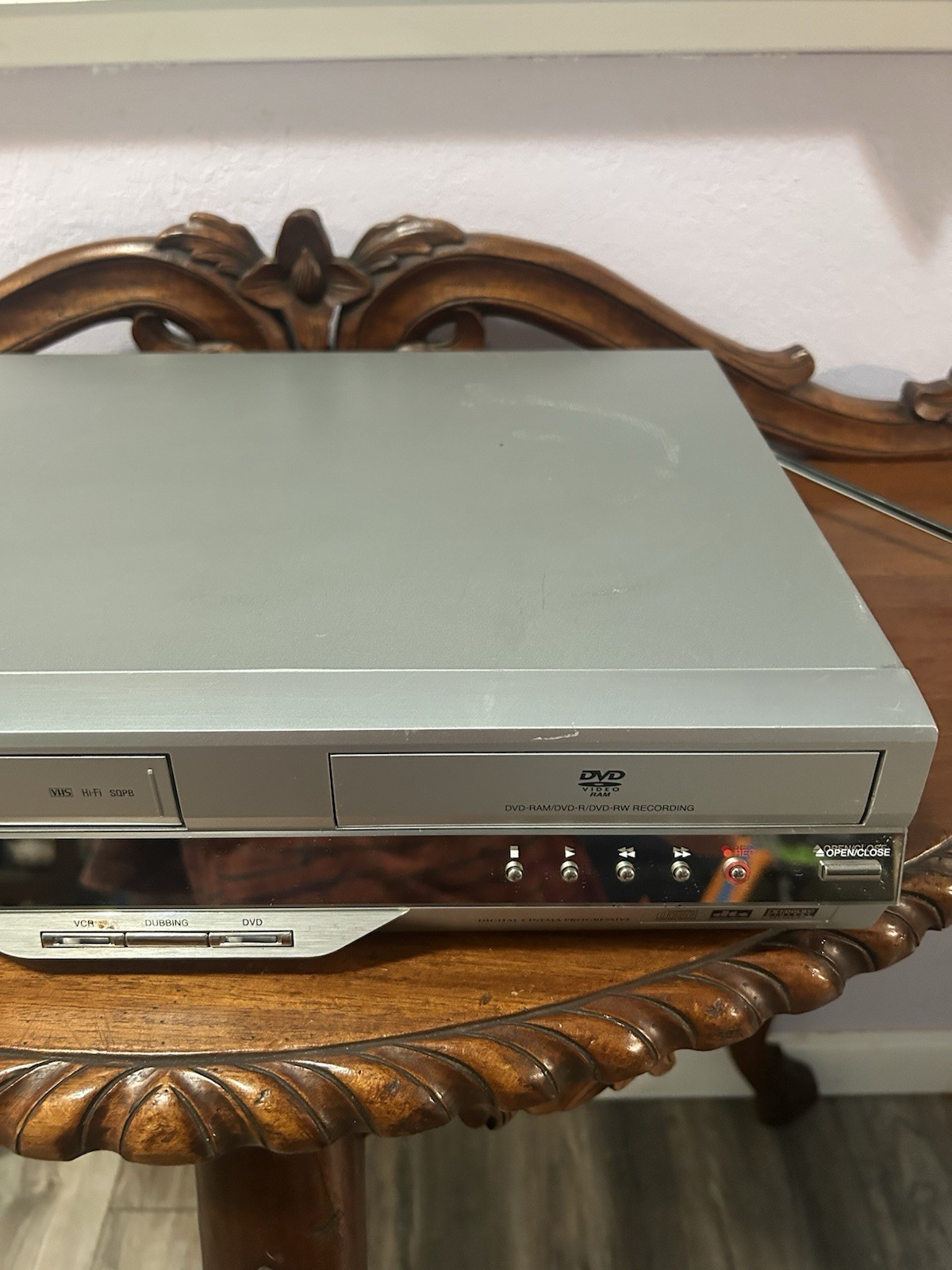 Toshiba D-VR4XSU DVD VHS Combo Player DVD Recorder Untested