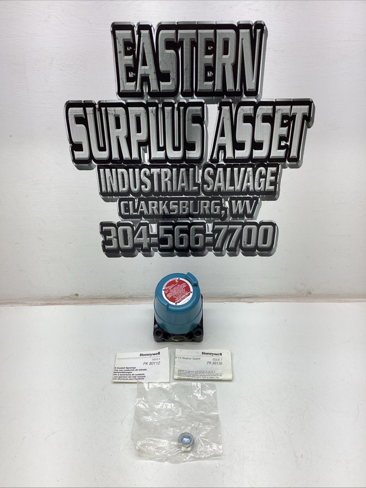 Honeywell Explosion Proof Micro Switch 281CX12 1207 NIB