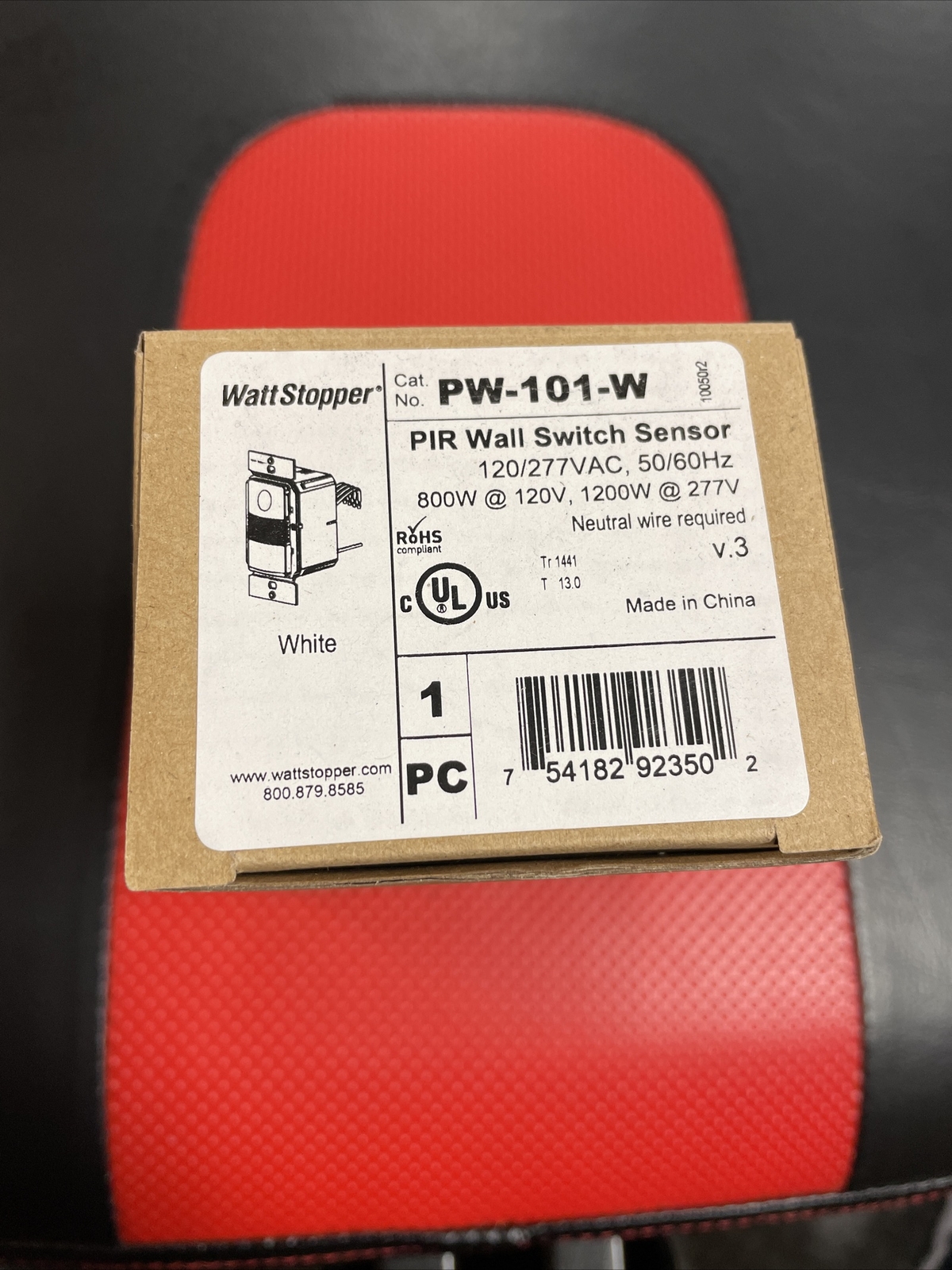 New In Box Wattstopper PW-101-W Single Pole PIR Wall Switch Sensor NIB
