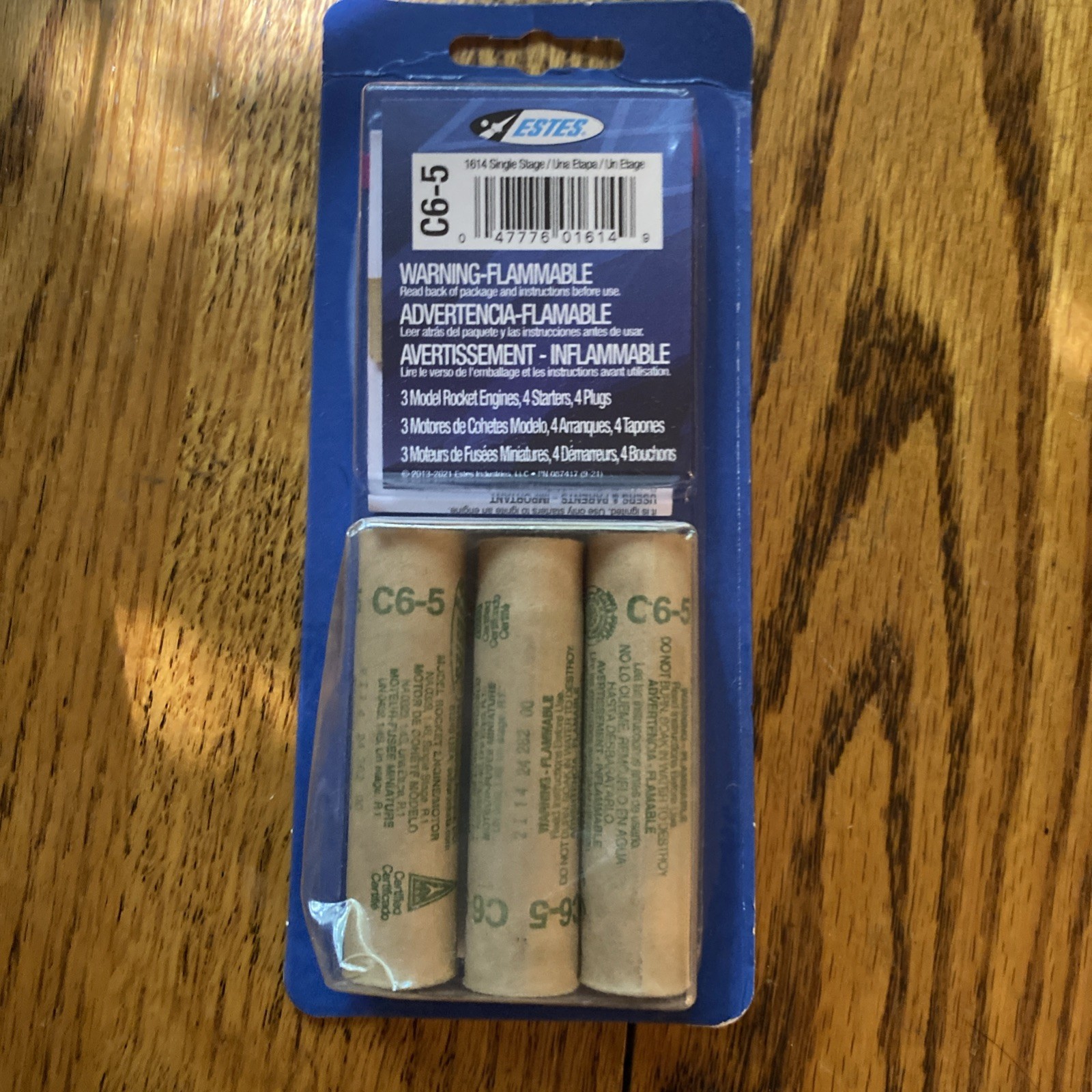 Estes 3 Pack Of C6-7 Flight Pack New in original packaging.