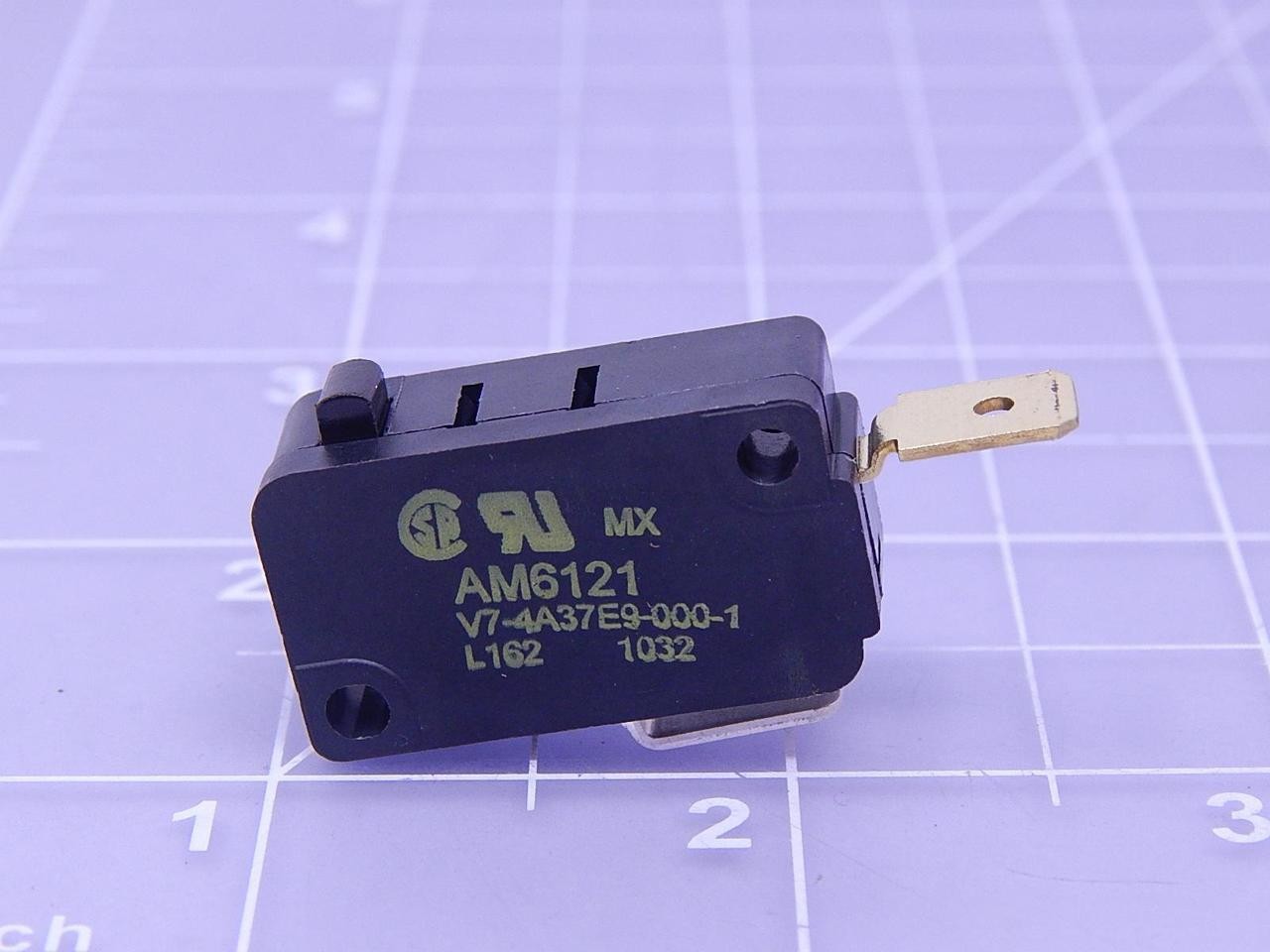 LOT OF 10 MICRO SWITCH V7-4A37E9-000-1 BASIC / SNAP ACTION SWITCHES LARGE BASICS