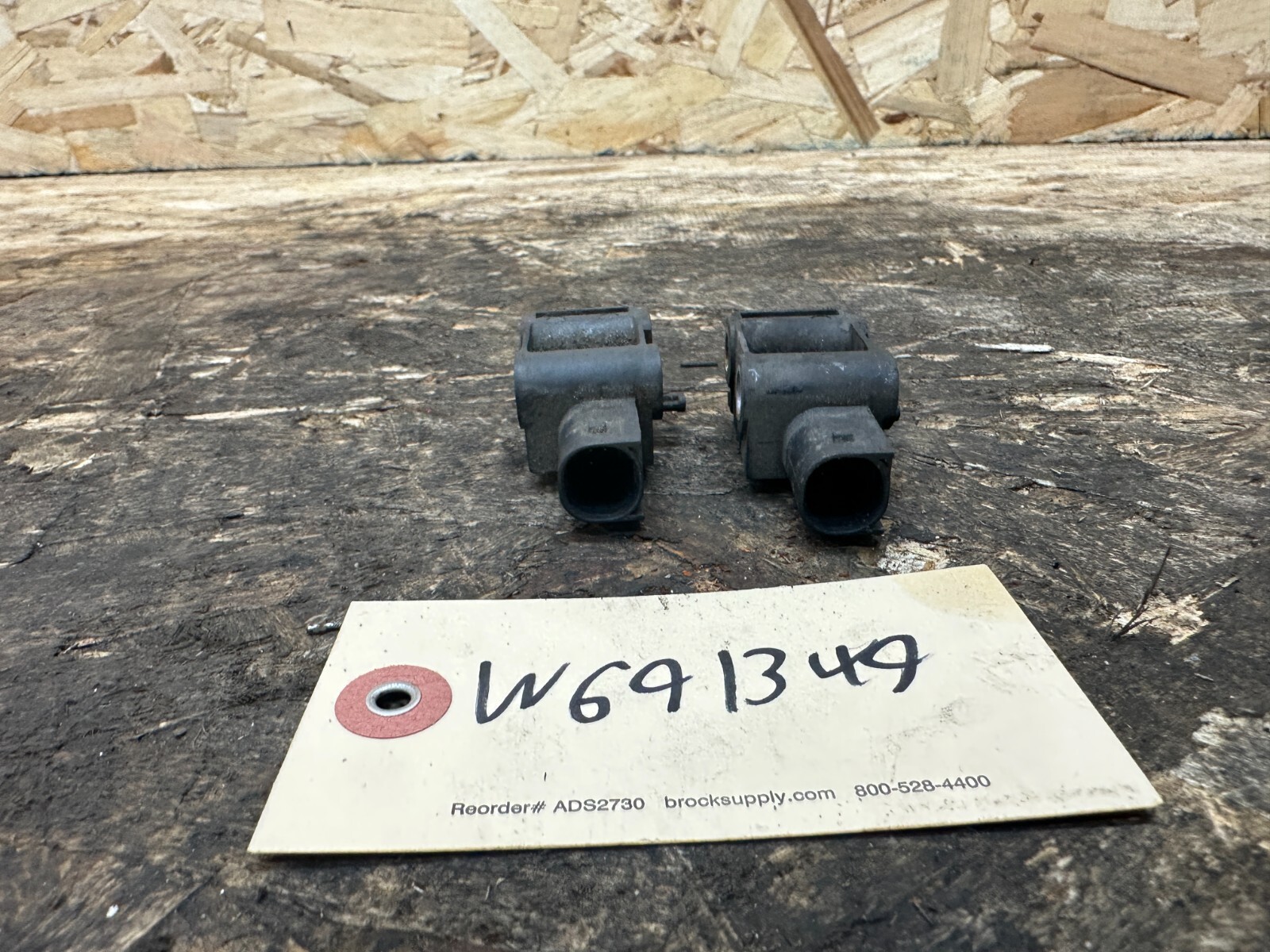 BMW 2003-2010 E83 X3 FRONT IMPACT SENSOR 2PC SET OEM 3420817