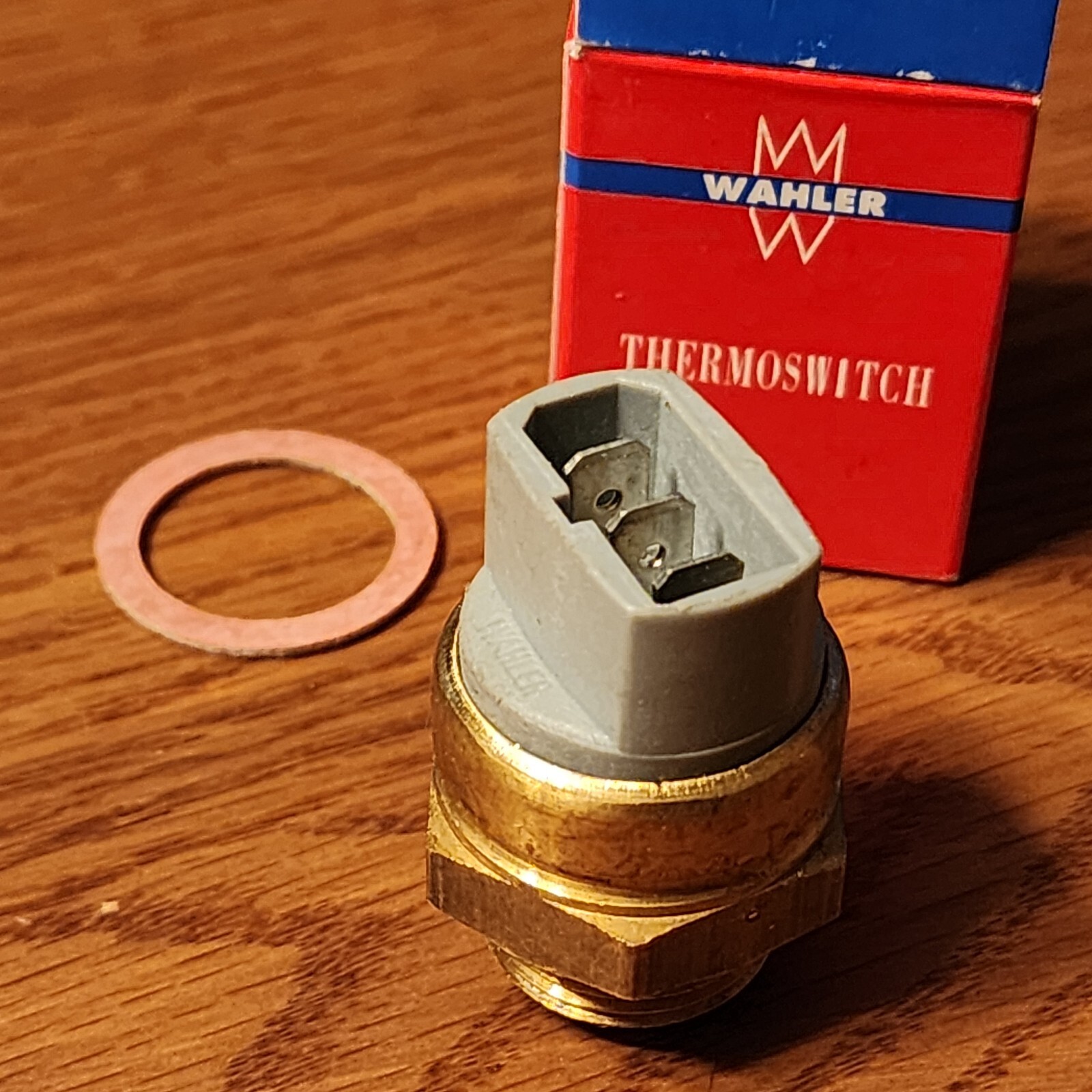 WAHLER Germany Engine Cooling Fan Switch 601795 191959481C 6017.85 D 18471361