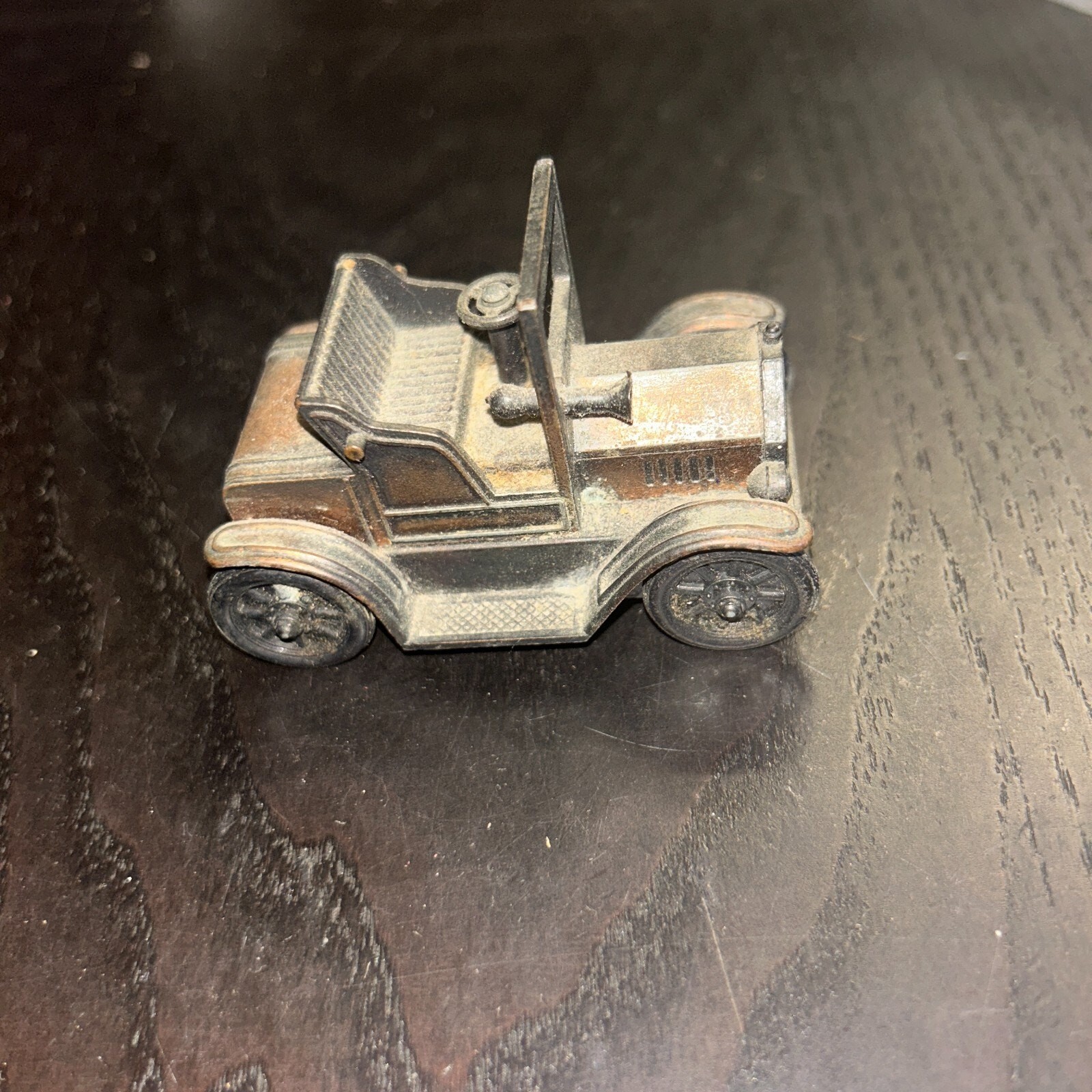 Vintage Metal Novelty Manual Pencil Sharpener - Antique Car