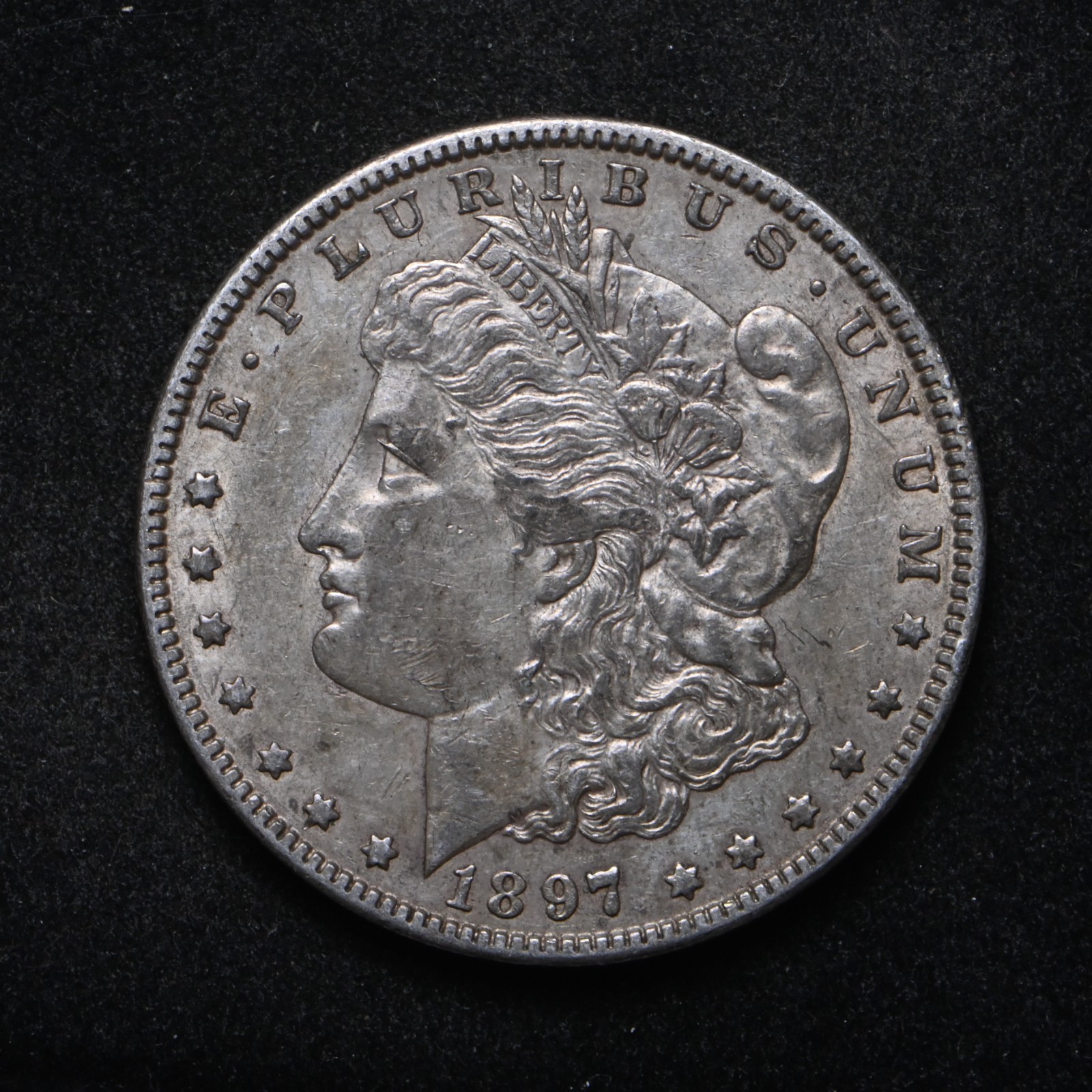 1897-O Morgan Silver Dollar XF++ (cn16847)