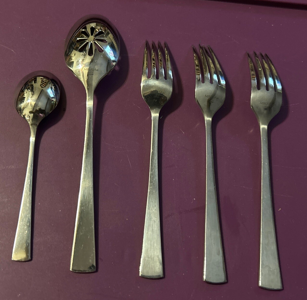 5 Pc Mikasa LUCIA Stainless Flatware Glossy Flat Tip Dinner Fork Pierced Spoon