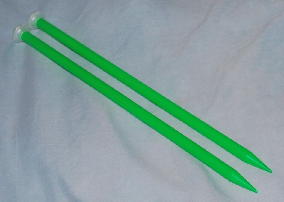Vintage Susan Bates Jiffy Knit Single Point Knitting Needles 14" Size 17US Green