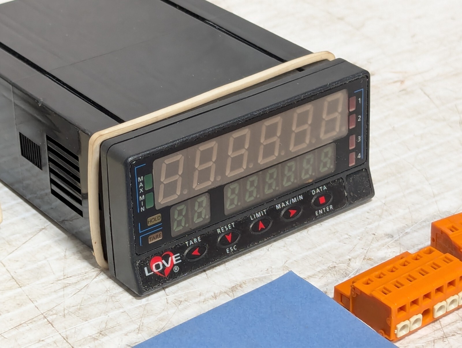 Love Controls LCI408-00 Multifunction Indicator, Dwyer