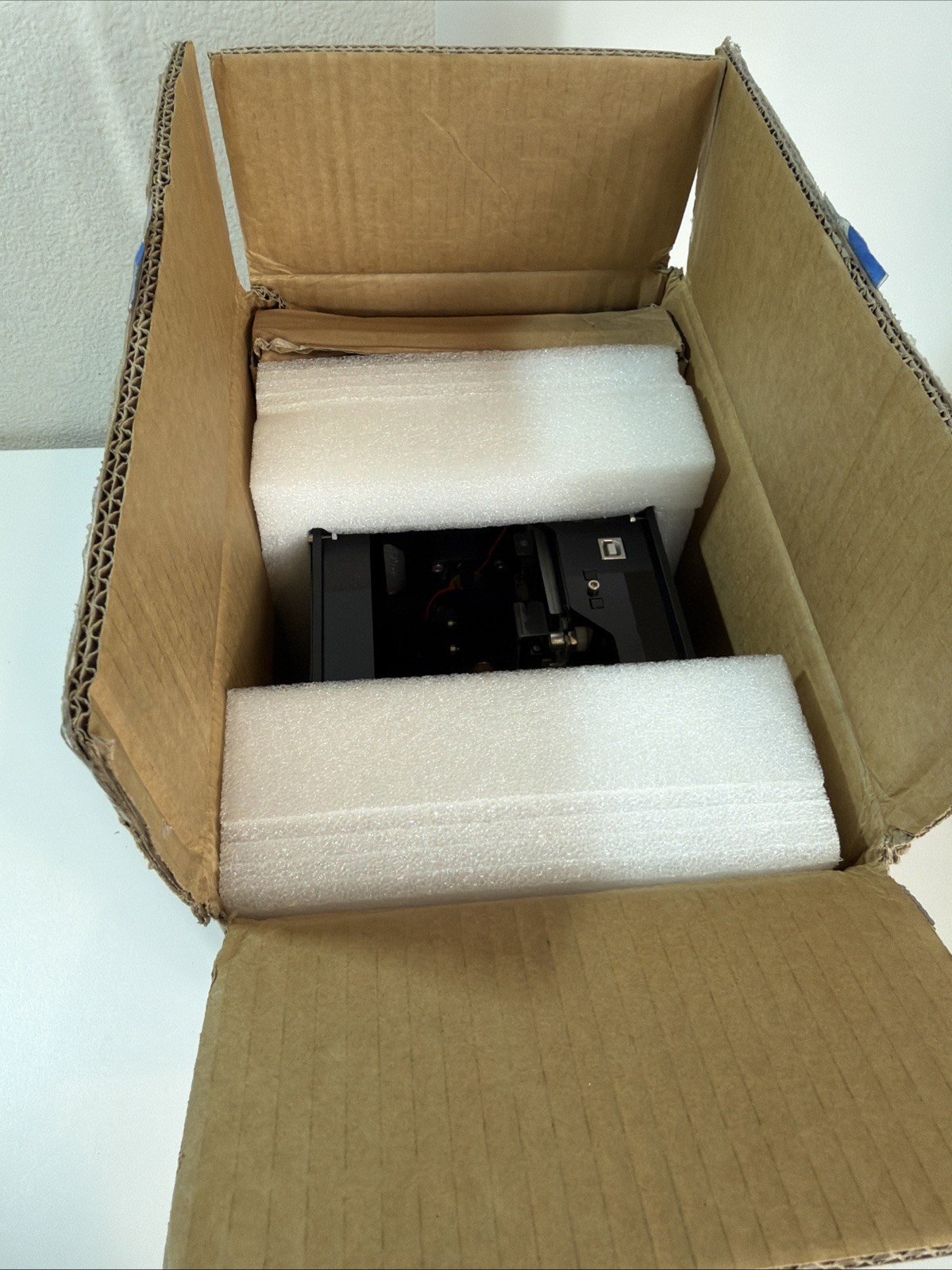 Small Laser Engraving Machine 6x8 IN With Some Testing Samples