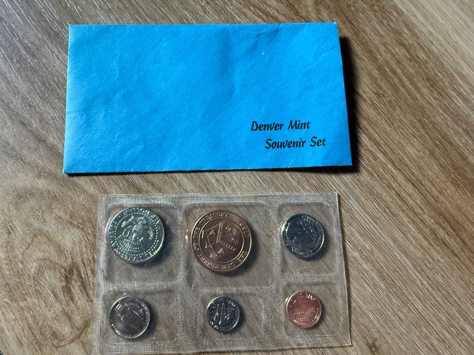 1989 denver Mint Souvenir UNC Coin Set