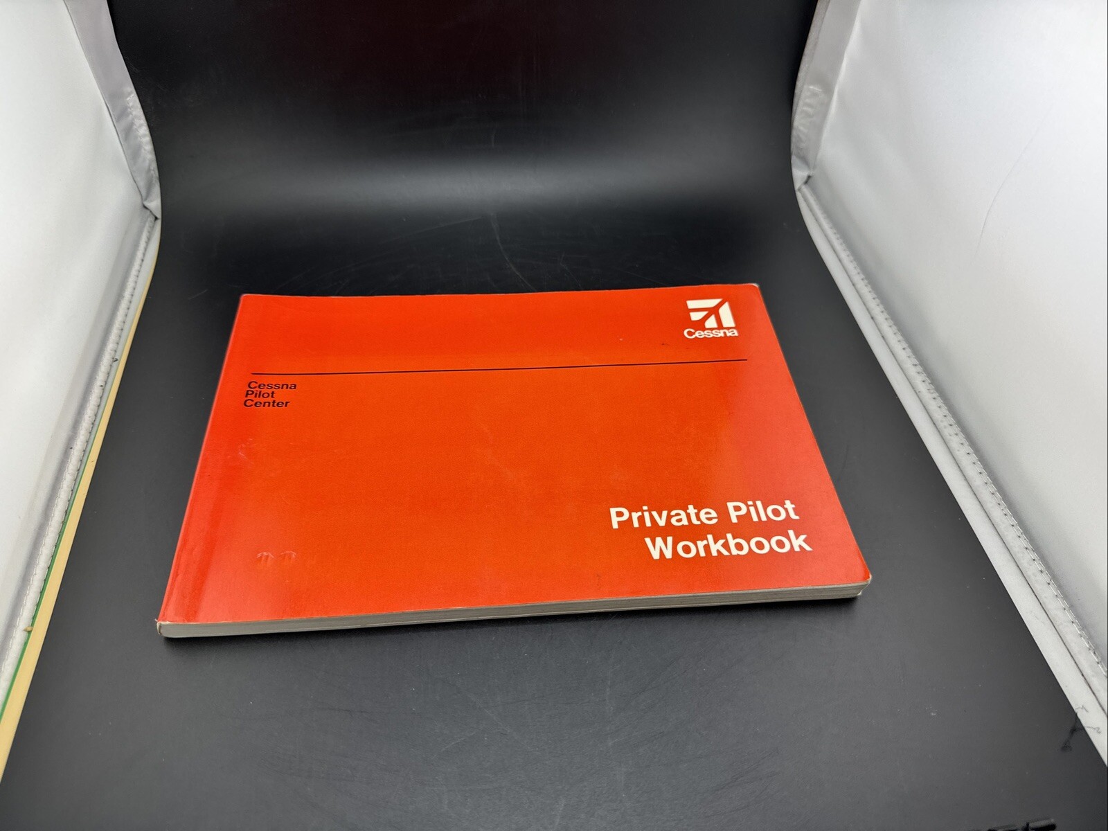 Cessna Pilot Centre,  Private Pilot Workbook 1985 (J4)